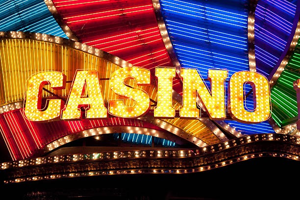 Mega Wheel live-dealer game interface on gototo slot platform